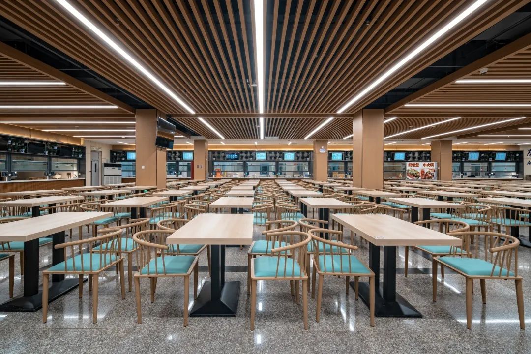 大型食堂装修,食堂重新装修改造翻新