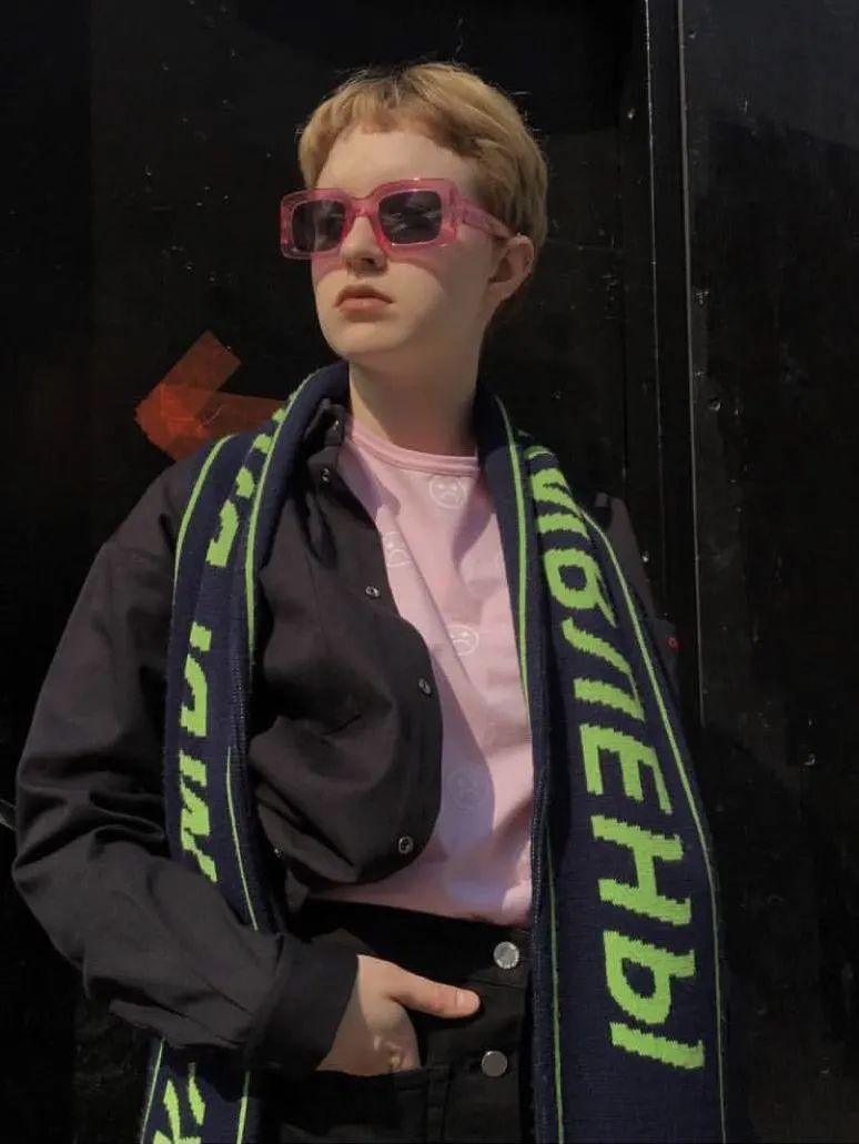 男朋友寄的包裹里的信,男朋友寄的包裹礼物