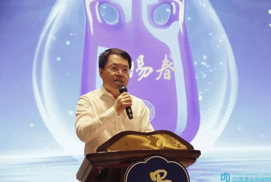 景阳春品鉴52度,景阳春品鉴