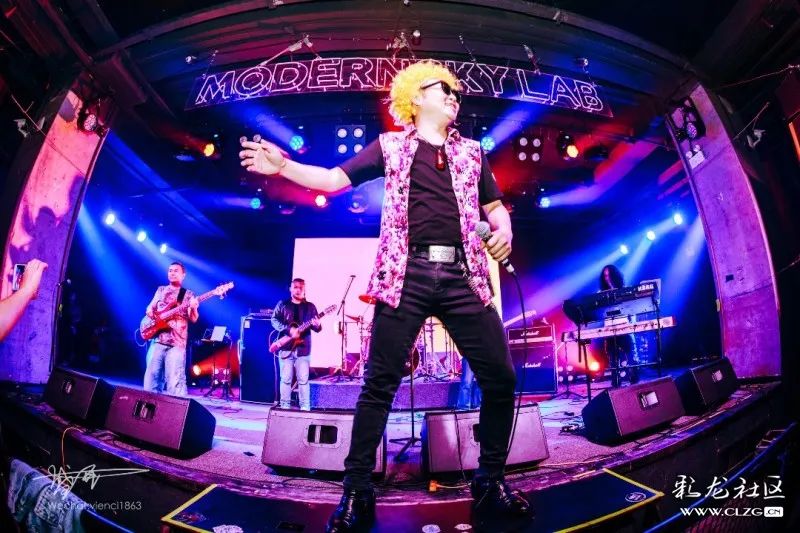 昆明西山南亚风情第壹城,昆明之夜不夜城