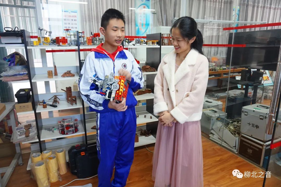 【赞】小伙伴们，你家学弟又拿奖啦！第十五中学连续两届获“市长奖”~