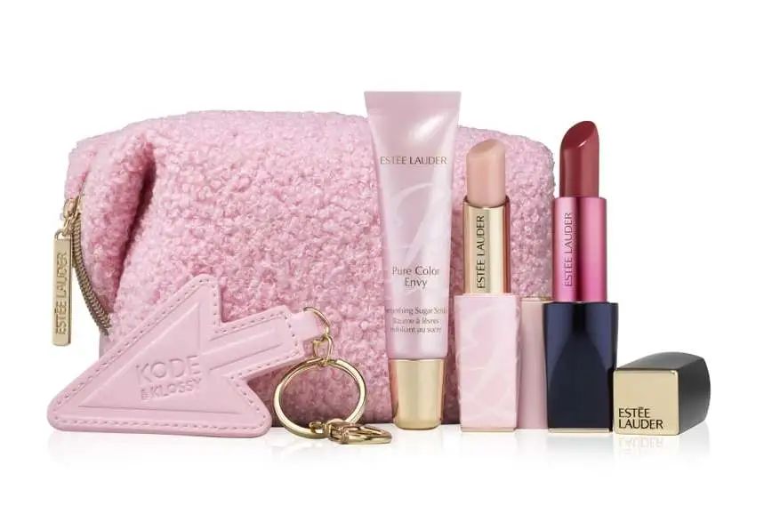 会走秀的程序员VS卖美妆的老友记，你更pick谁？