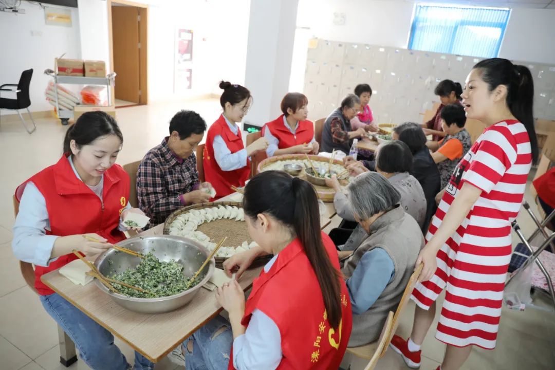 暖心！安顺燃气送“福气”啦