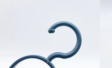 多功能可伸缩折叠衣架省空间,又方便又省空间的折叠衣架