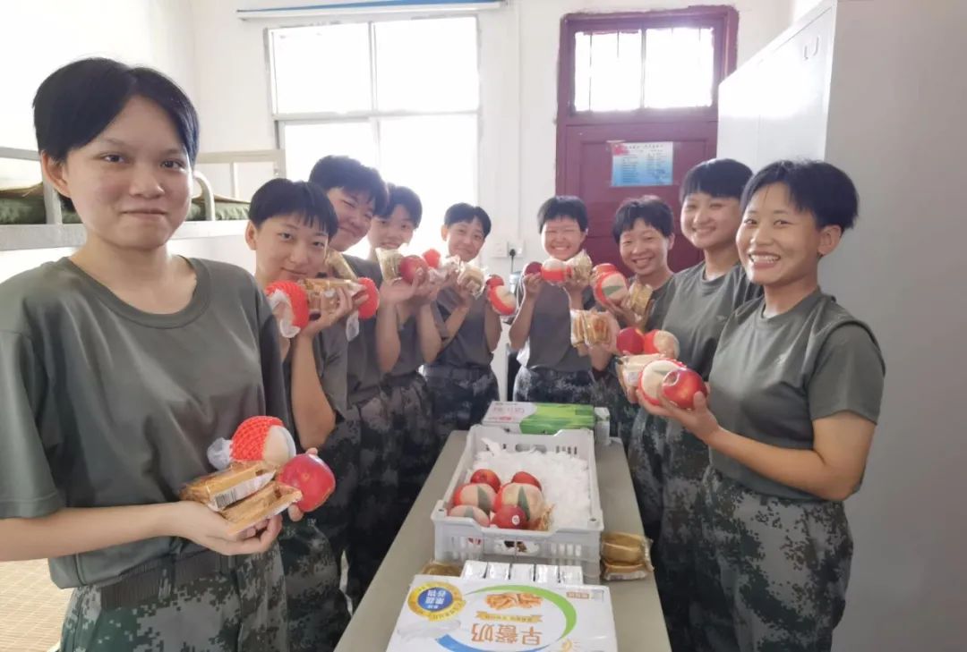 半个月一个女孩的变化,半个月时间女生容貌能变化吗