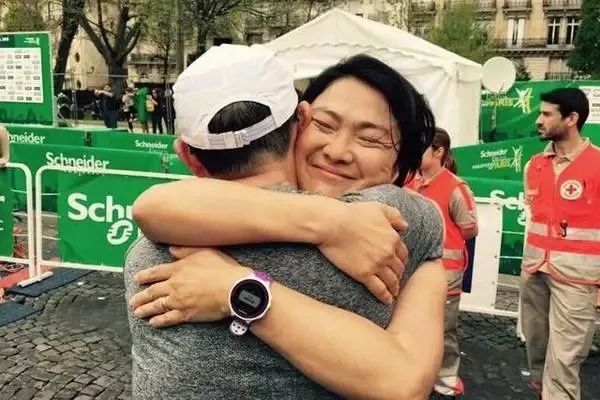 运动的孩子和不运动孩子的区别,为什么孩子越早运动越好