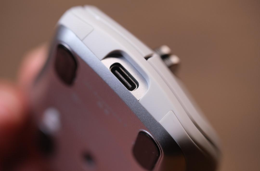 罗技mxanywhere3滚轮左右晃动,罗技mxanywhere3鼠标mac版区别