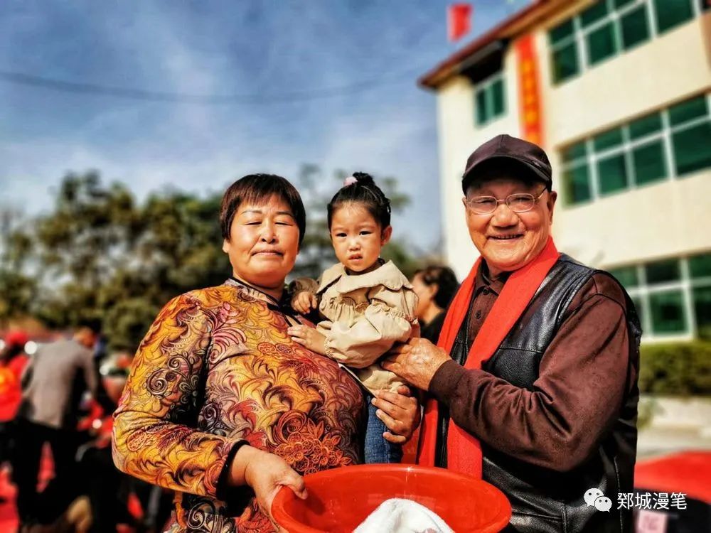 最美夕阳红九九重阳,爱在重阳孝心行天下