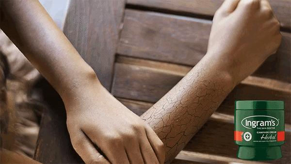 你穿高跟鞋经历过磨脚的痛苦吗,穿高跟鞋脚掌死皮怎么去除