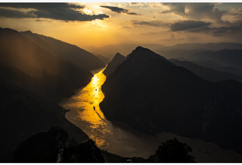 诗词行旅（2）丨诗意长江：独领风骚三千年