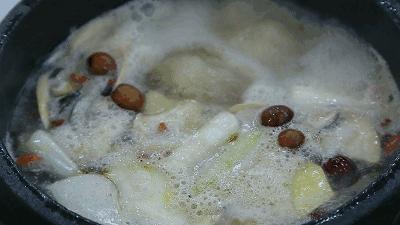 厨房老司机的秘诀！热的均匀、煮肉易烂、炖菜入味的高颜值砂锅，一锅带你重温儿时美味