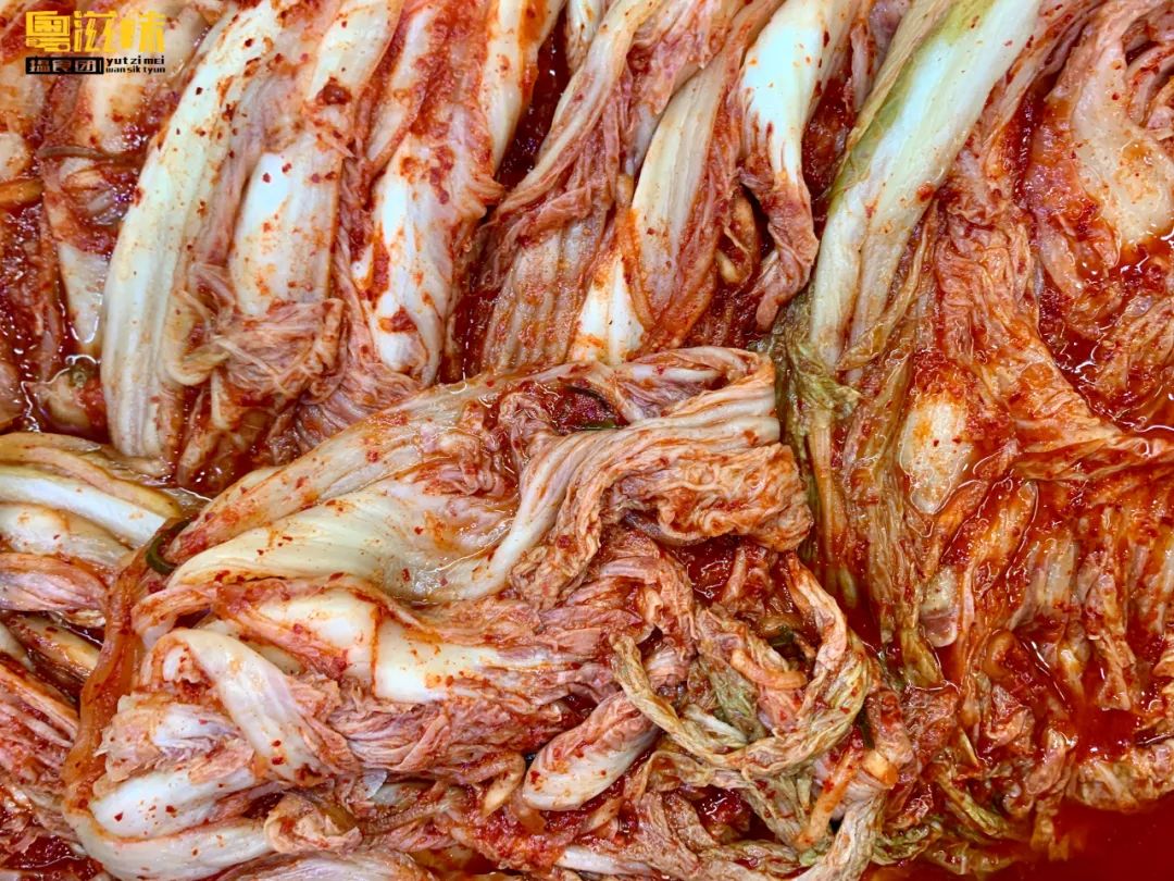 2元直奔「韩国超市」，20+种“妈妈”泡菜，一站搞定韩剧美食