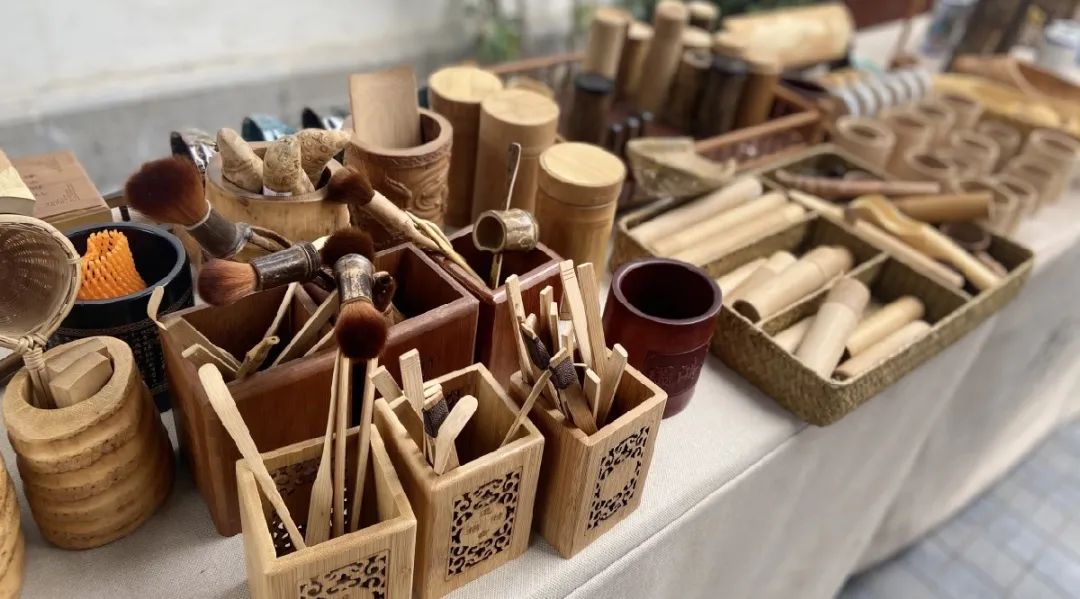 鍗椾含浜虹殑鏃朵唬璁板繂,鍗椾含浜哄涔呬笉鍑洪棬