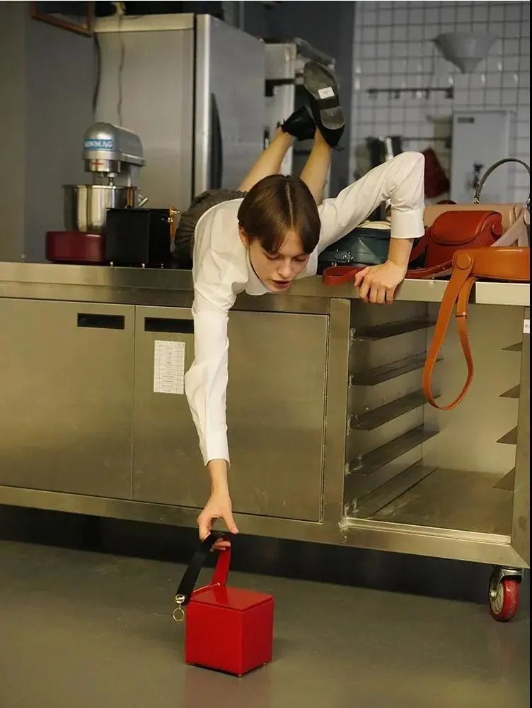 年末换什么新机好,年末新款包