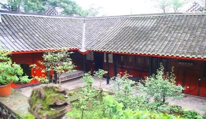 跟着攻略玩昆明,成都青城山都江堰一日游最佳攻略