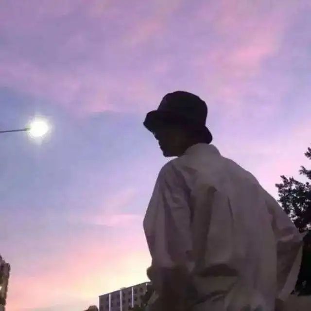 感谢你做我平凡岁月里耀眼的星辰,感谢你做我平淡岁月里的耀眼星辰