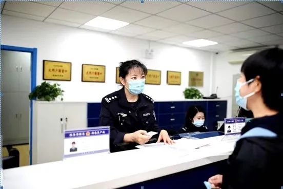 最美户籍民警简要事迹,最美基层户籍民警先进事迹材料