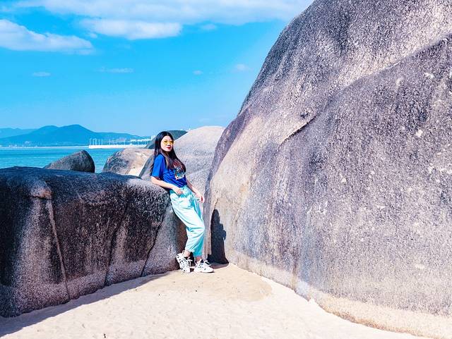 三亚海棠湾希尔顿攻略,三亚湾亚龙湾旅游攻略