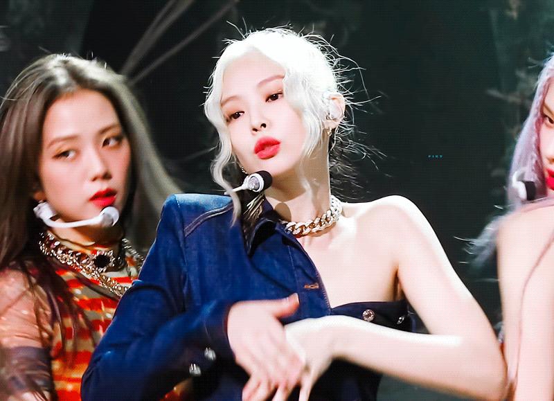 年度会穿榜单来了你爱豆同款都在这儿！快买