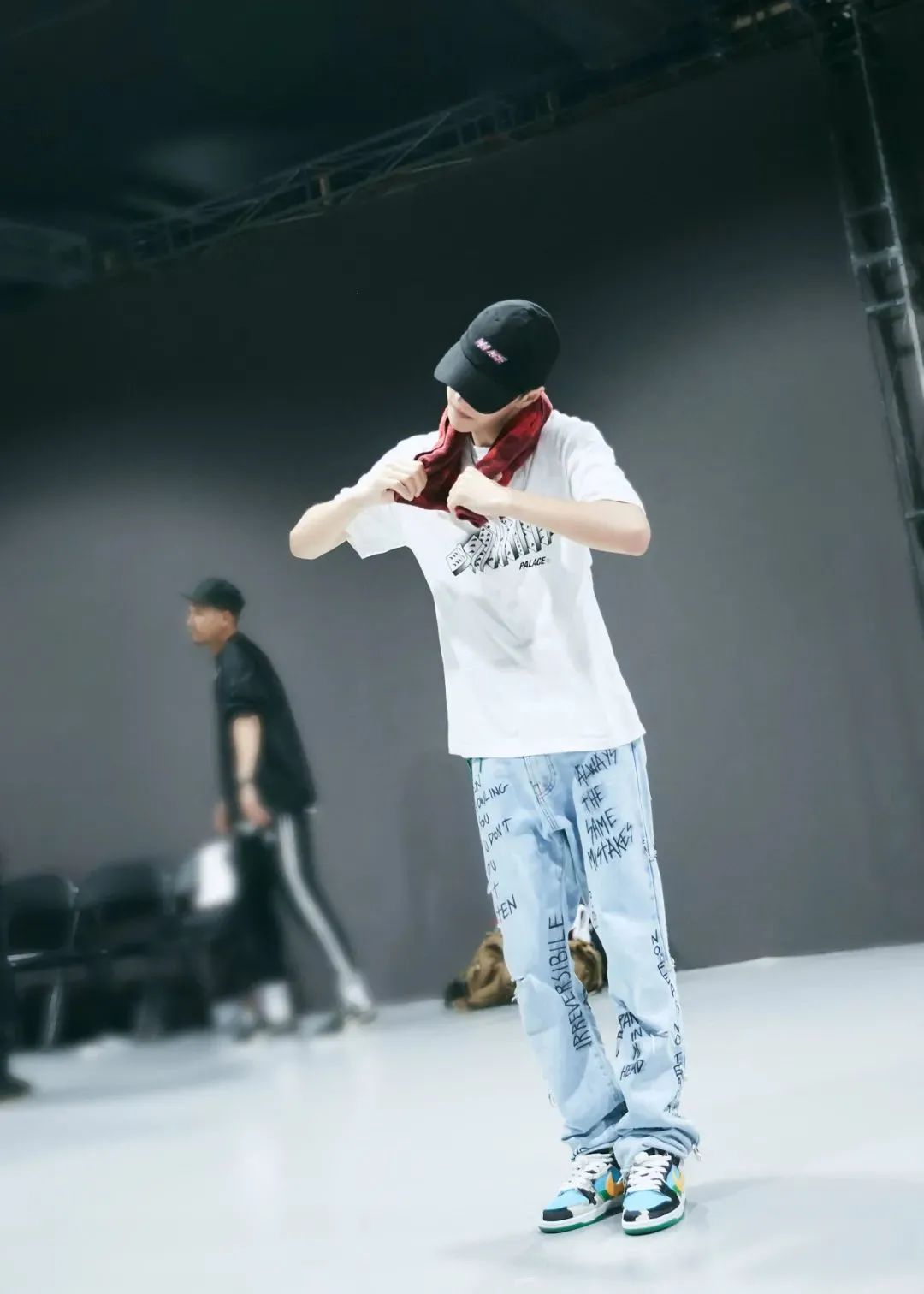 年度会穿榜单来了你爱豆同款都在这儿！快买