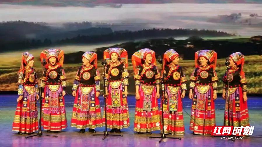 瑶寨的红歌比赛,唱红歌感党恩完整版