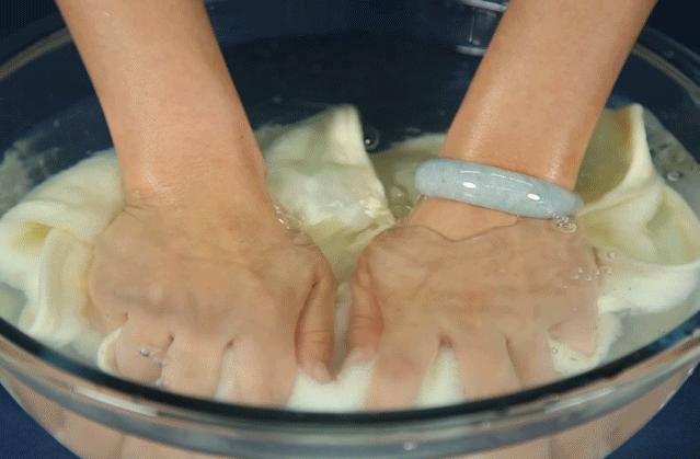 浼氬枬姘寸殑姣涘肪,浼氬惛姘寸殑娴村肪