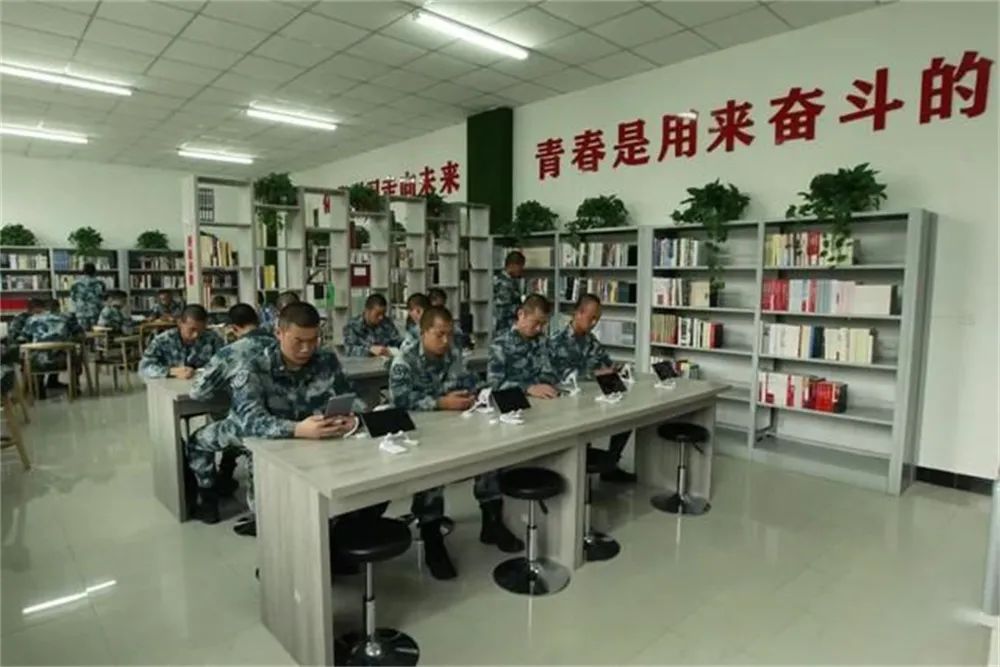 70年代部队生活视频,中俄边境部队真实生活