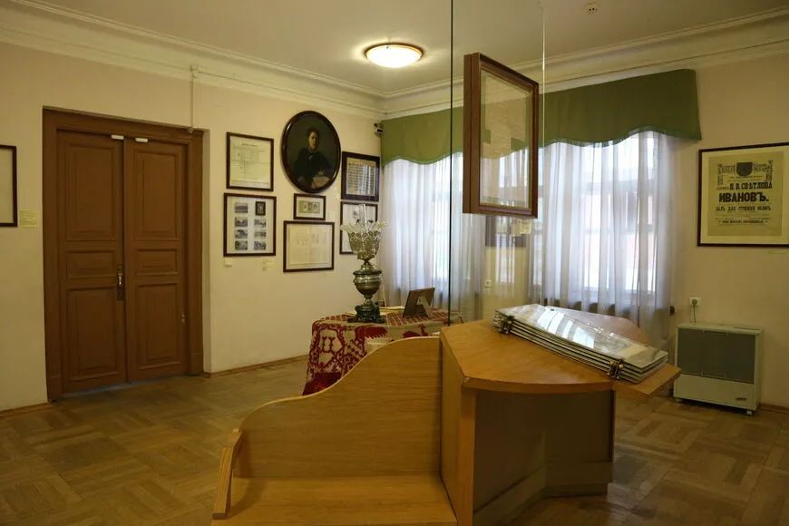 契诃夫逝世120周年,1879年契诃夫