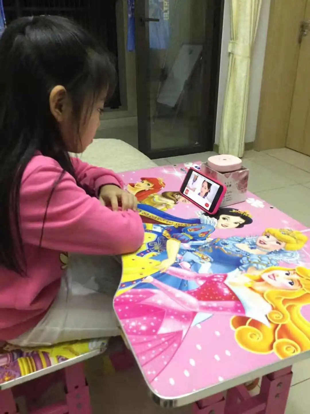 学习动态|巧用“学习强国”！安乐小学组织学生收看这堂生命教育课↓