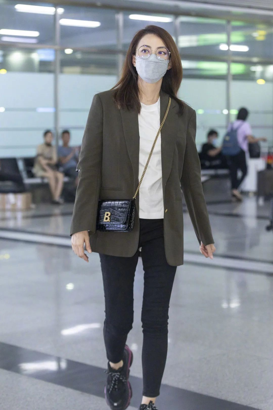 杜华霍汶希什么关系,霍汶希和杜华谁有地位