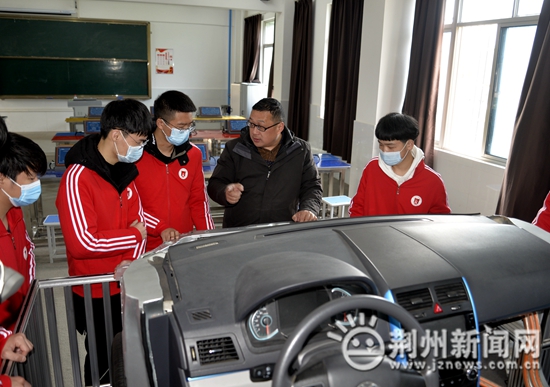 鏄ラ琛屽姩鑽嗗窞,鑽嗗窞鏄ラ琛屽姩