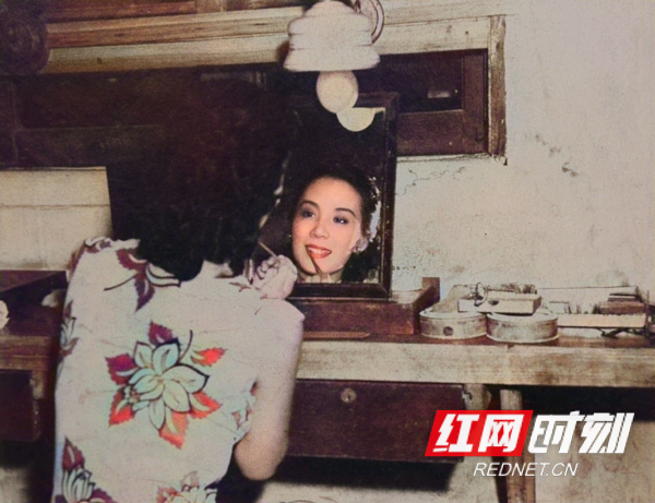 让色彩照进百年历史丨百年抗争：致敬了不起的她