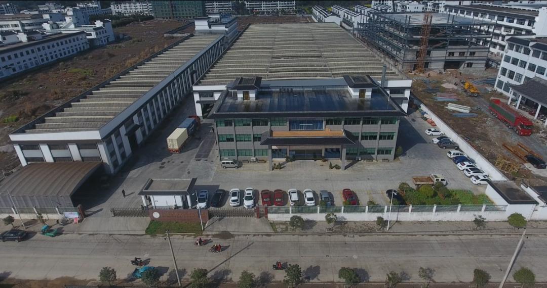 勇立潮头续写华章,勇立潮头继往开来