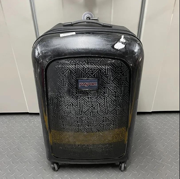 上海12批次箱包抽检不合格JanSport、大嘴猴等品牌登黑榜