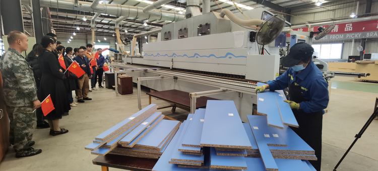 学史力行展现青年力量,学史力行有力度