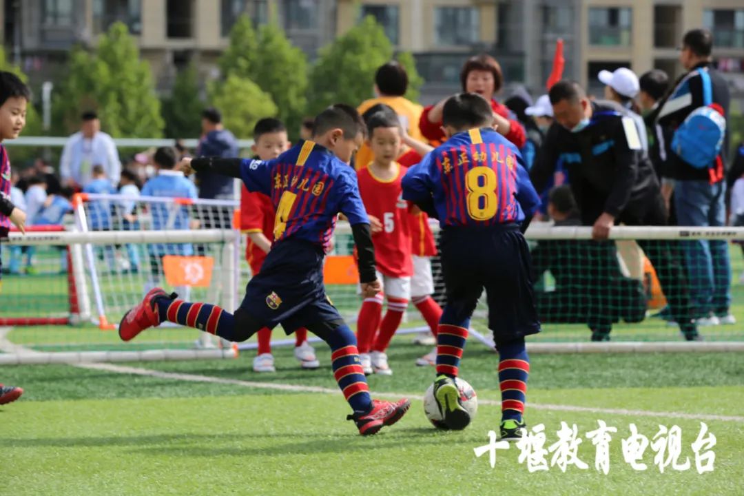 四月青年运动会,四月田径运动会