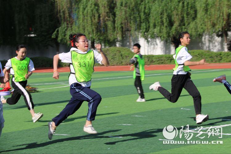 浐灞第二十小2024运动会开幕式,浐灞18小学运动会开幕式