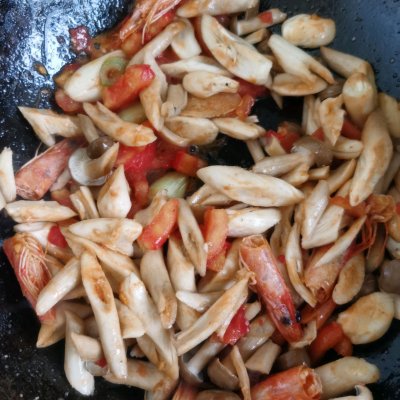 鹿茸菇炒青椒虾仁,虾仁炒鹿茸菇