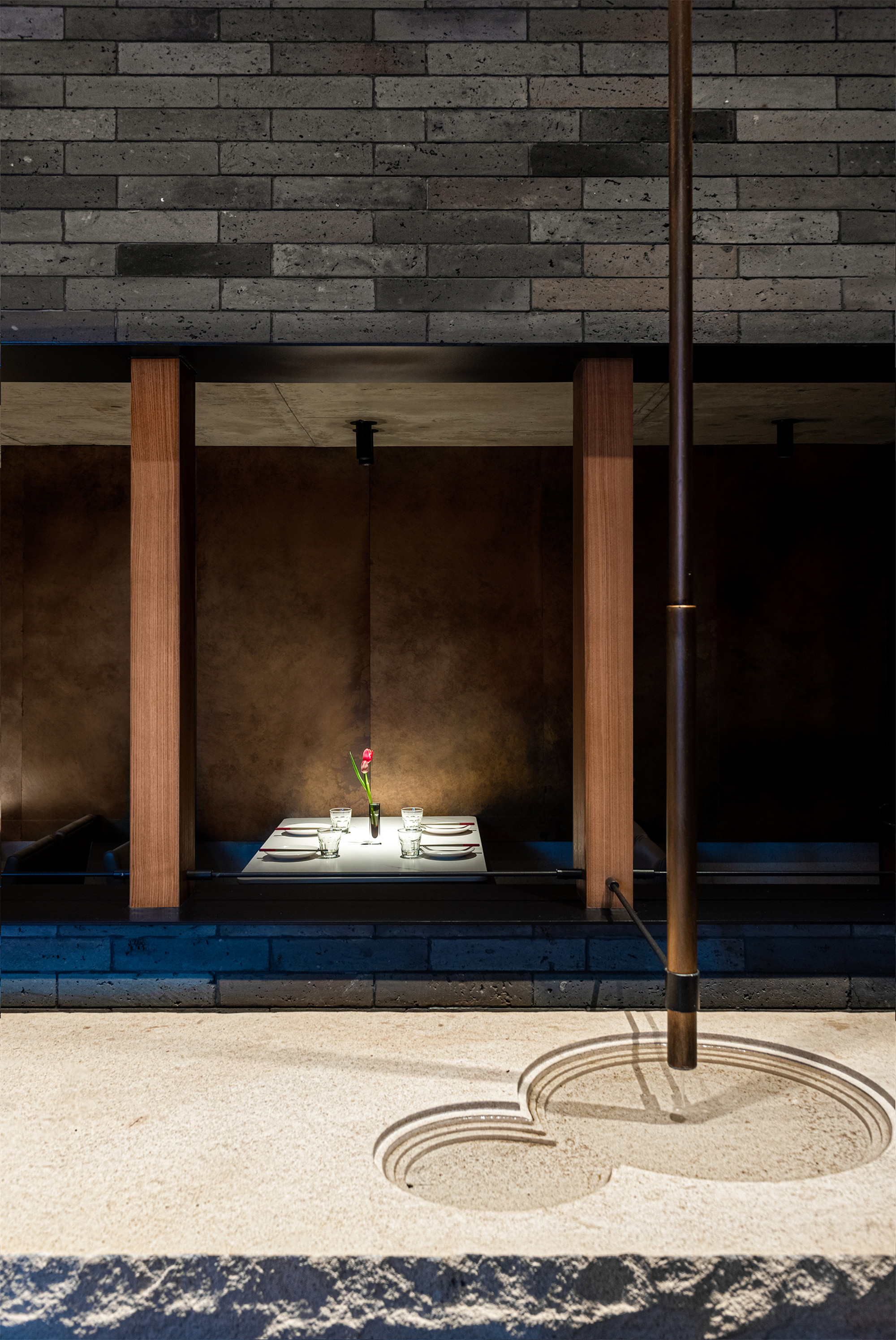 IN.X屋里门外|胡大总店改造