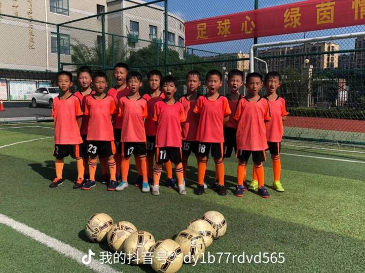 校园体育类比赛,校园体育竞赛足球