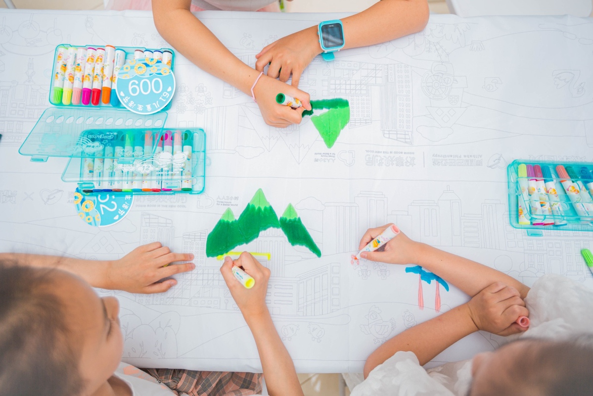 六一热卖百货用品,六一消费火爆