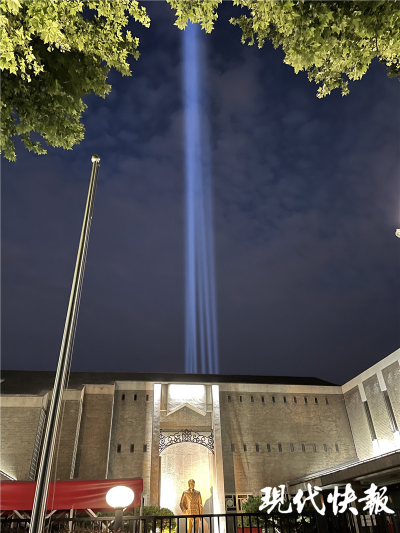 南京灯光秀塔,南京灯光秀全景