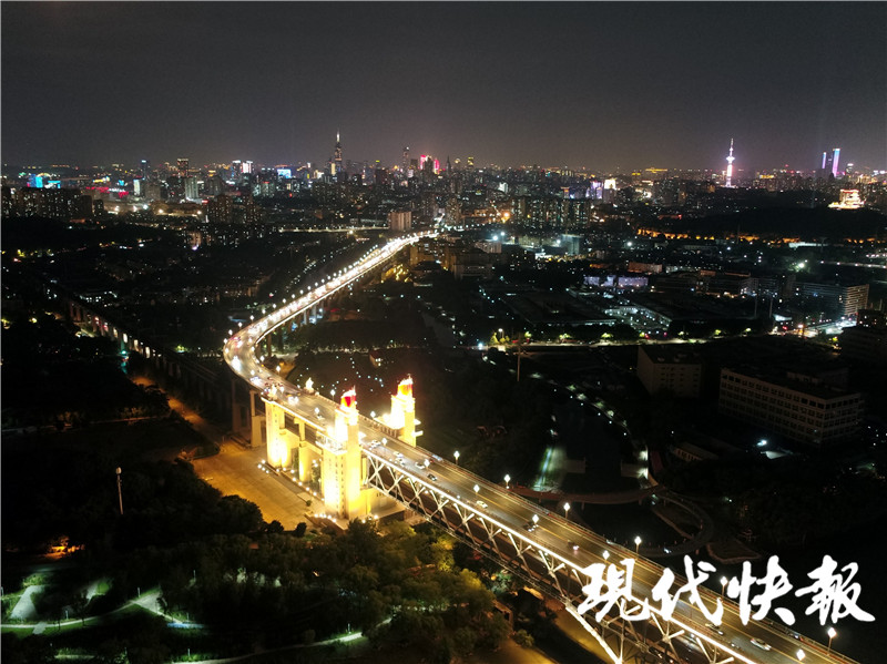 南京灯光秀塔,南京灯光秀全景