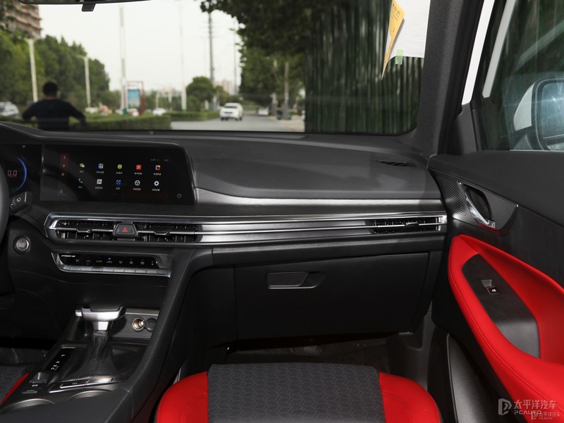 优惠多少？哪款受欢迎？探店体验长安CS35PLUS