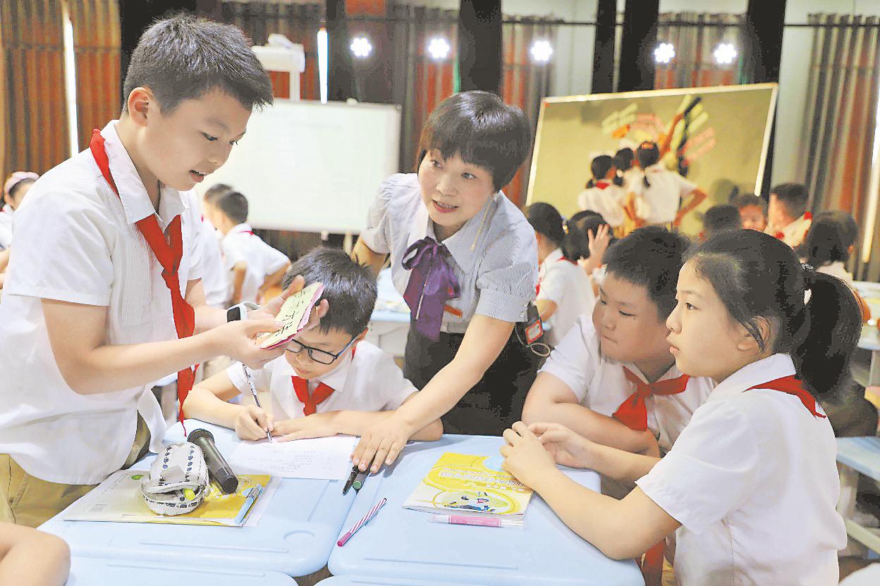 办好家门口满意的教育,办好人民满意的家门口学校