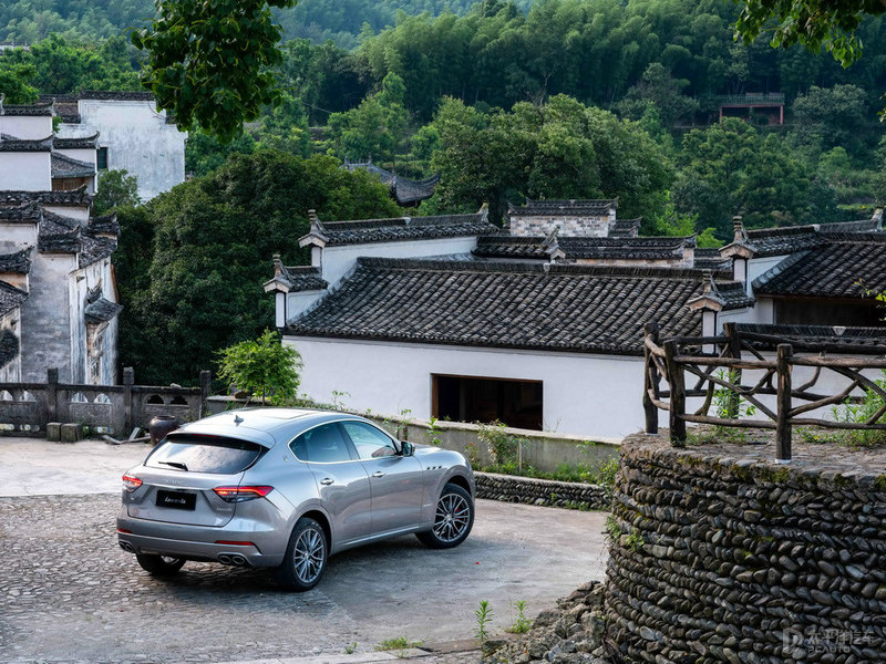 开玛莎拉蒂用车感受,第一次坐玛莎拉蒂的感受