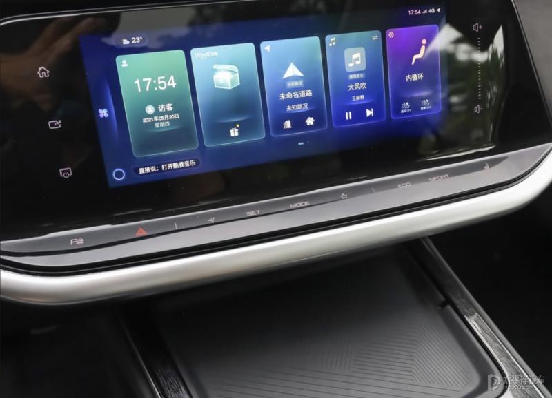 新款起亚嘉华实车曝光,2022丰田皇冠陆放豪华版图片