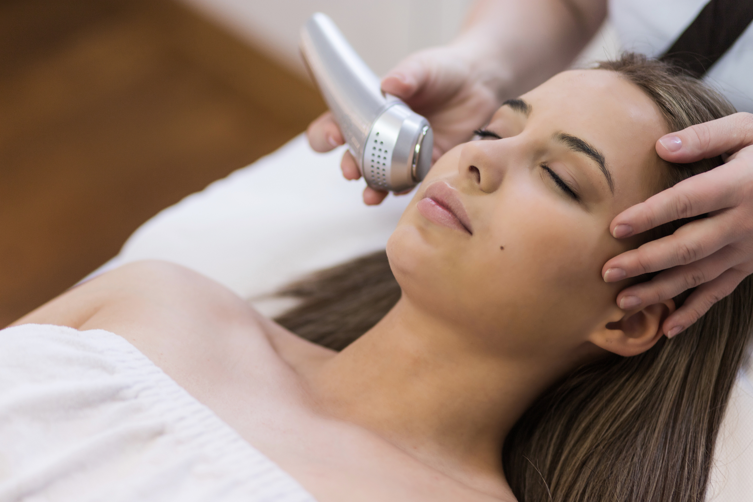 颜值经济崛起医美行业却暗藏玄机,颜值经济时代的医美前景