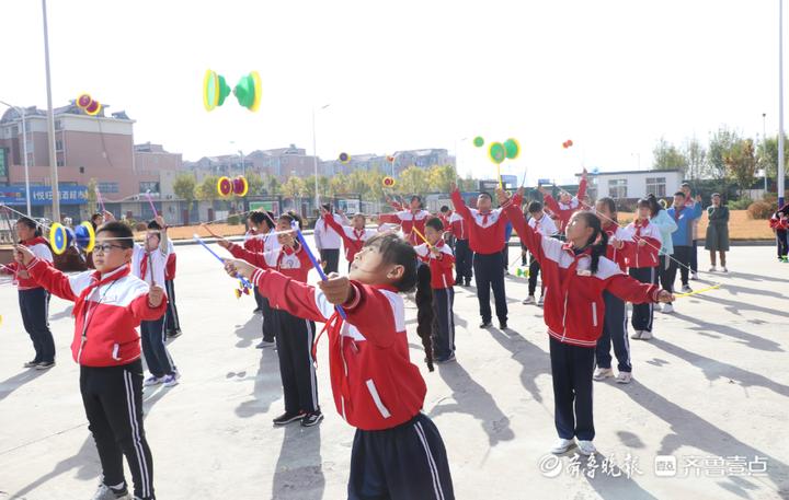 传统文化进校园小学生,传统文化进校园多彩教育润童心