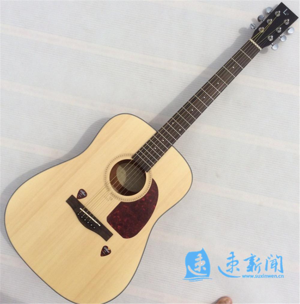 开学季拉杆行李箱陈列,开学季行李箱简约